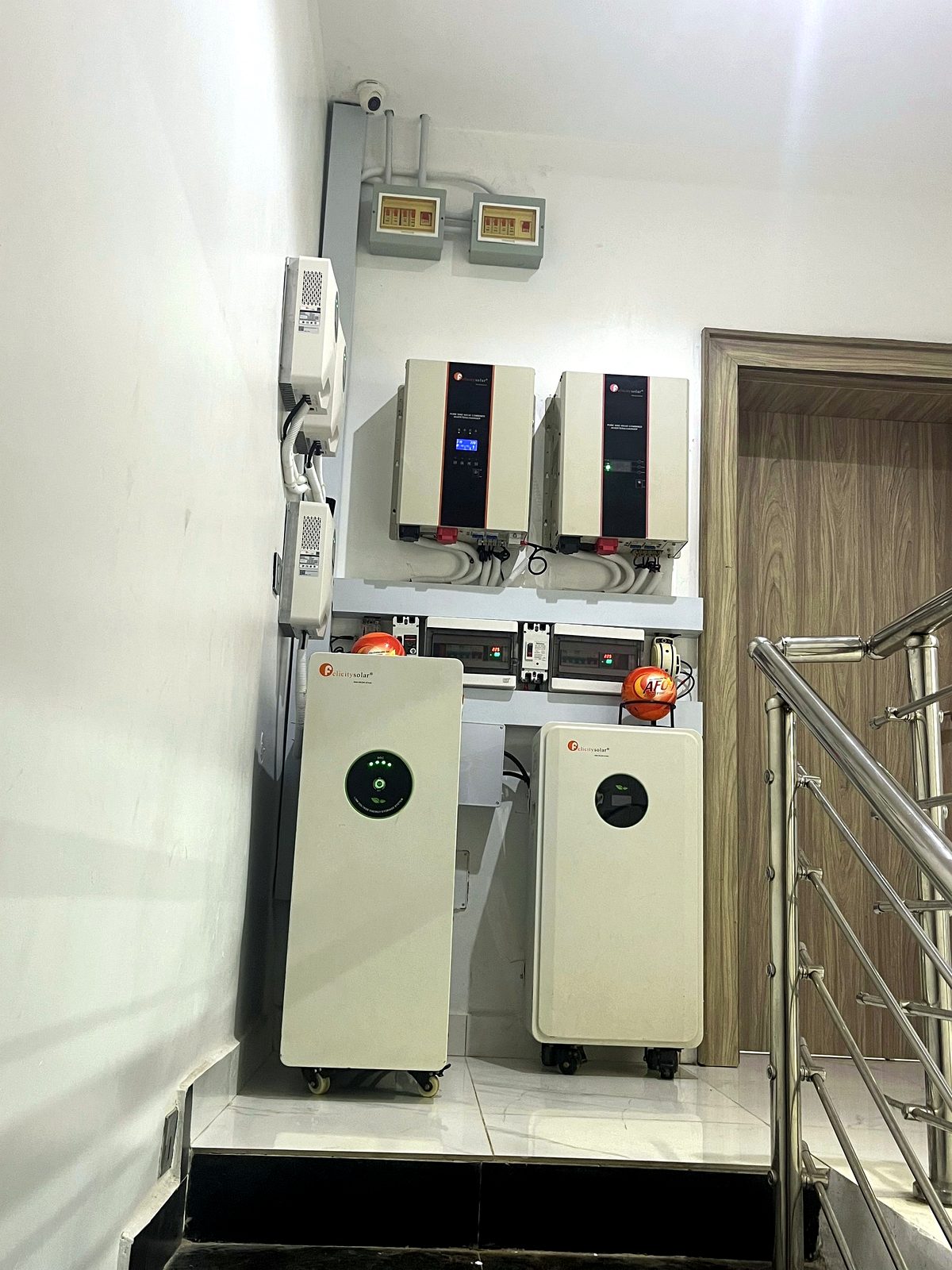 Stacked hybrid inverters and battery units